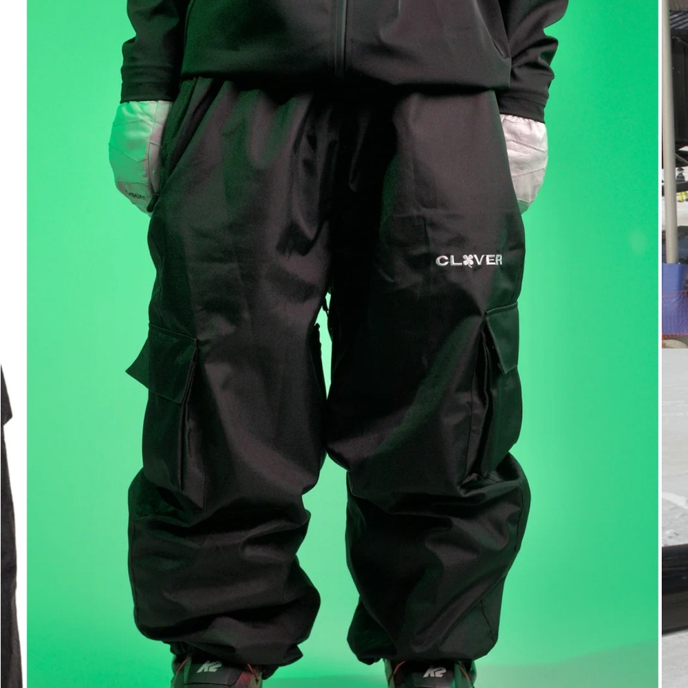 NWT Cloverjklv Baggy Snowpants
